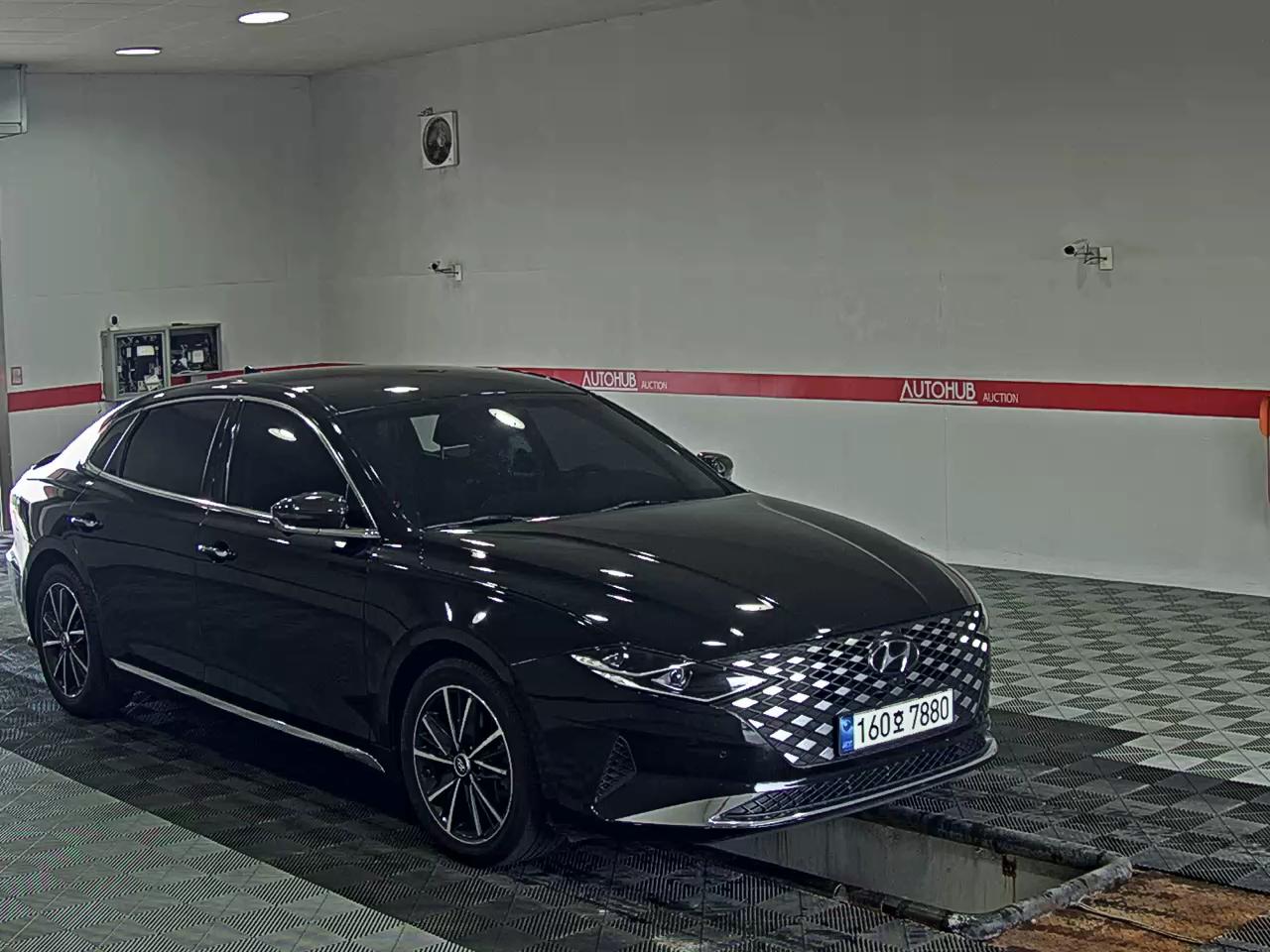 2022 - hyundai grandeur