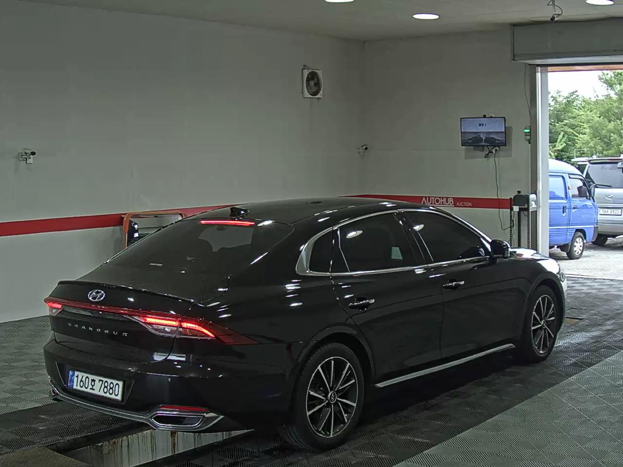 2022 - hyundai grandeur