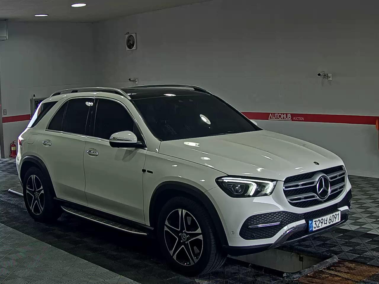 2021 - mercedes-benz gle-class
