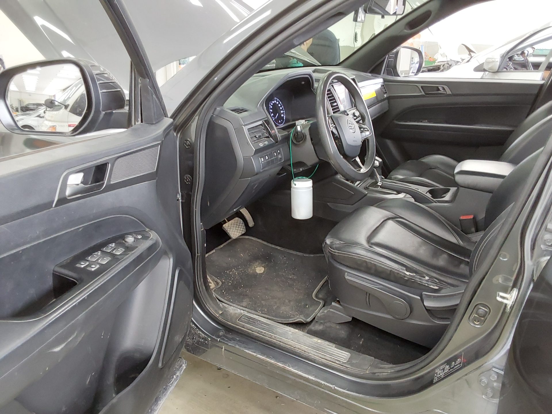 2022 - ssangyong rexton