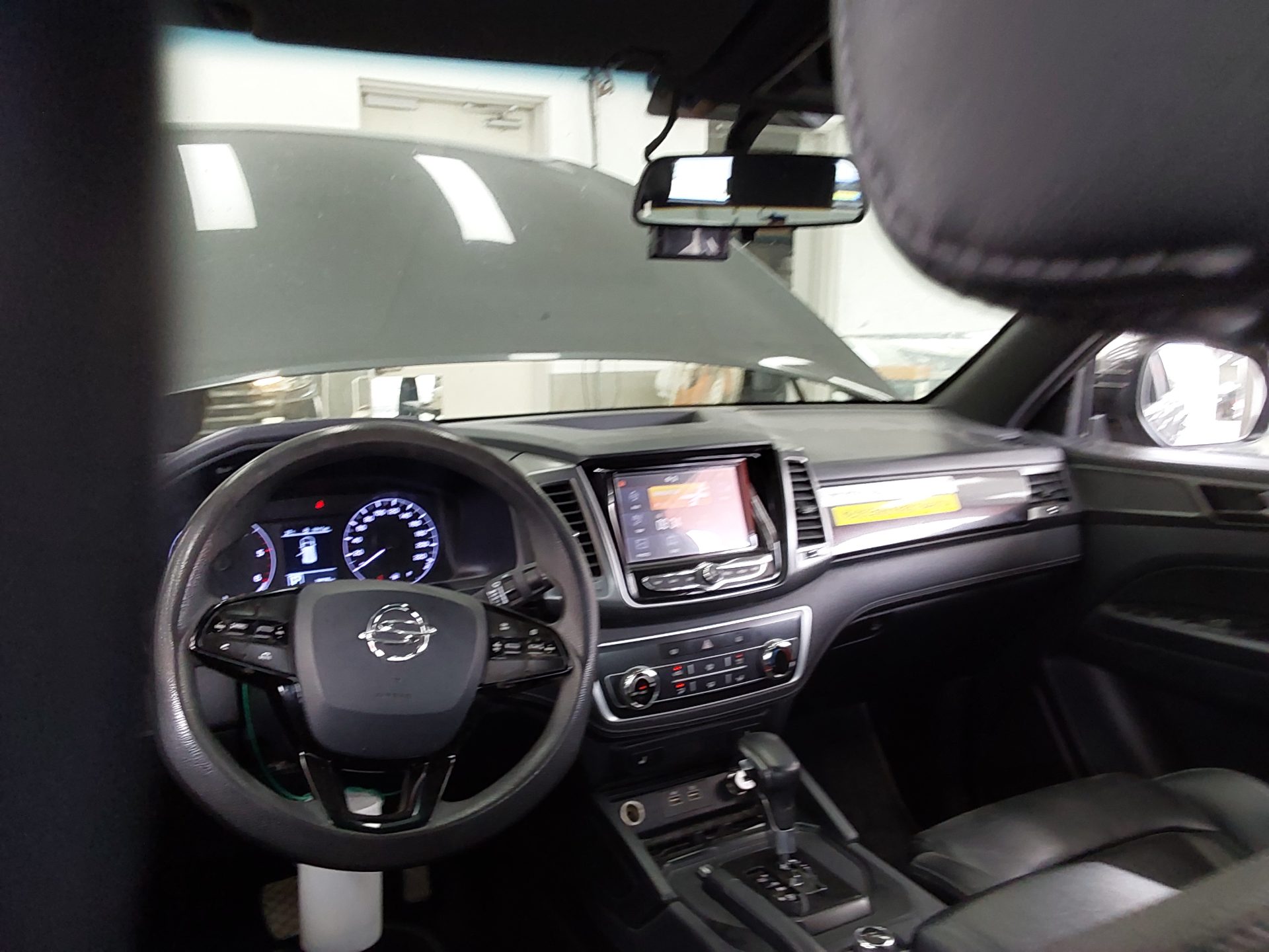 2022 - ssangyong rexton