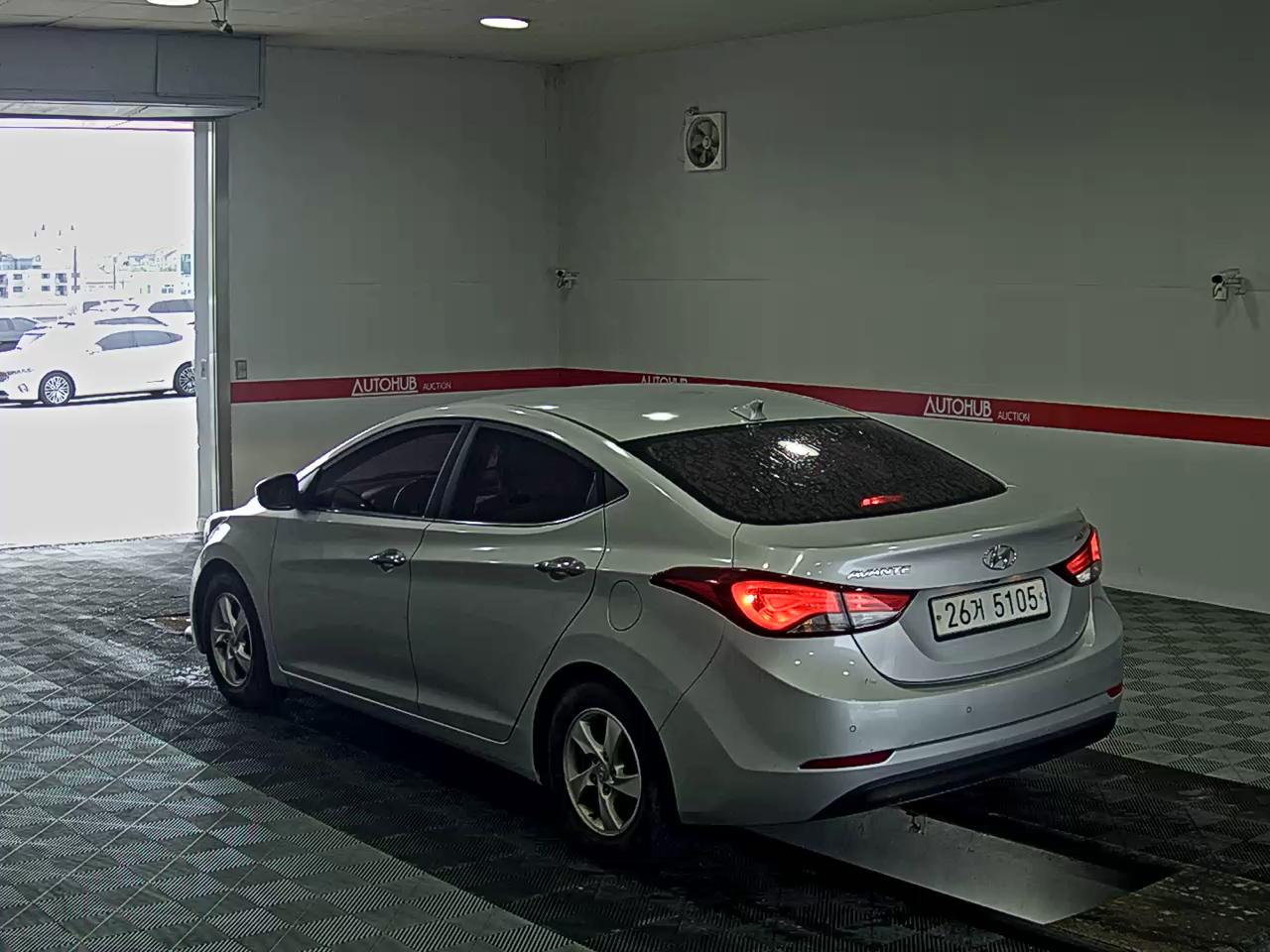 2015 - hyundai avante