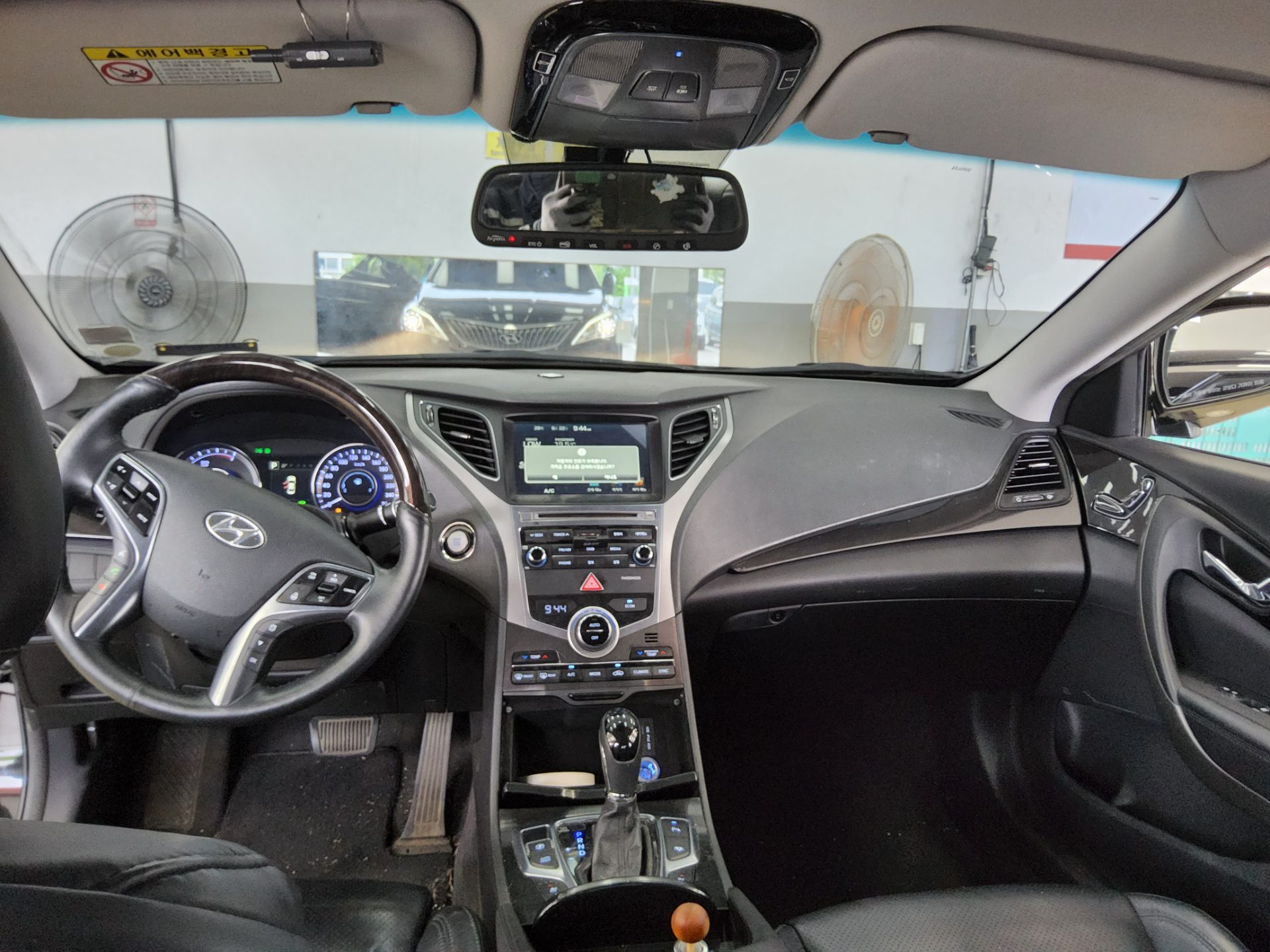 2017 - hyundai grandeur