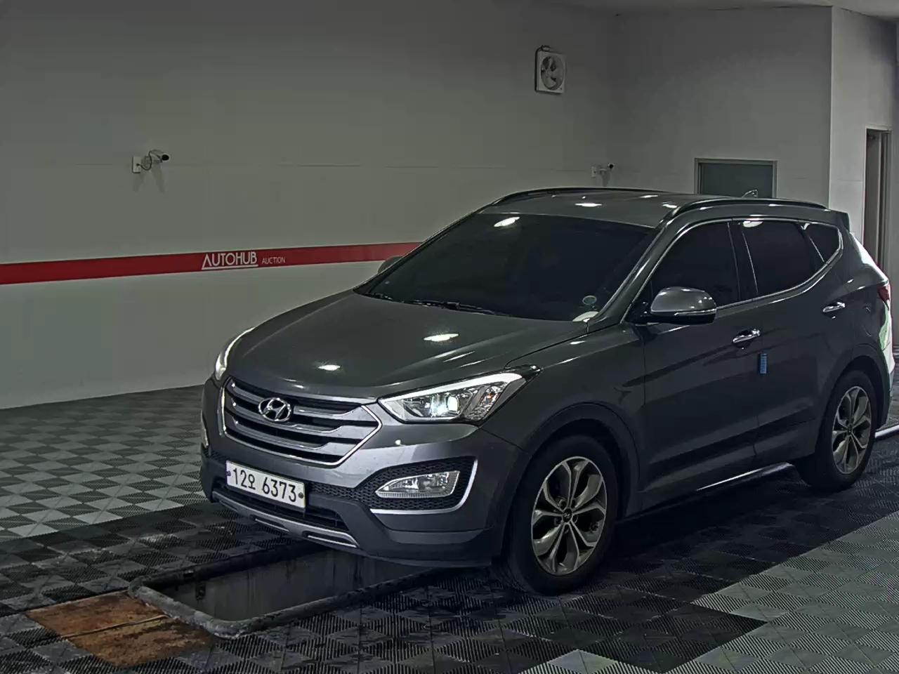 HYUNDAI SANTA FE (DM)