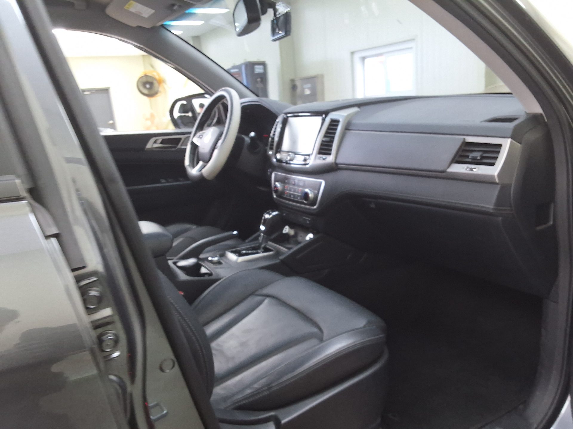 2018 - ssangyong rexton