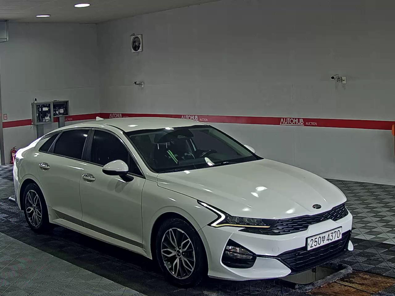 2020 - kia k5