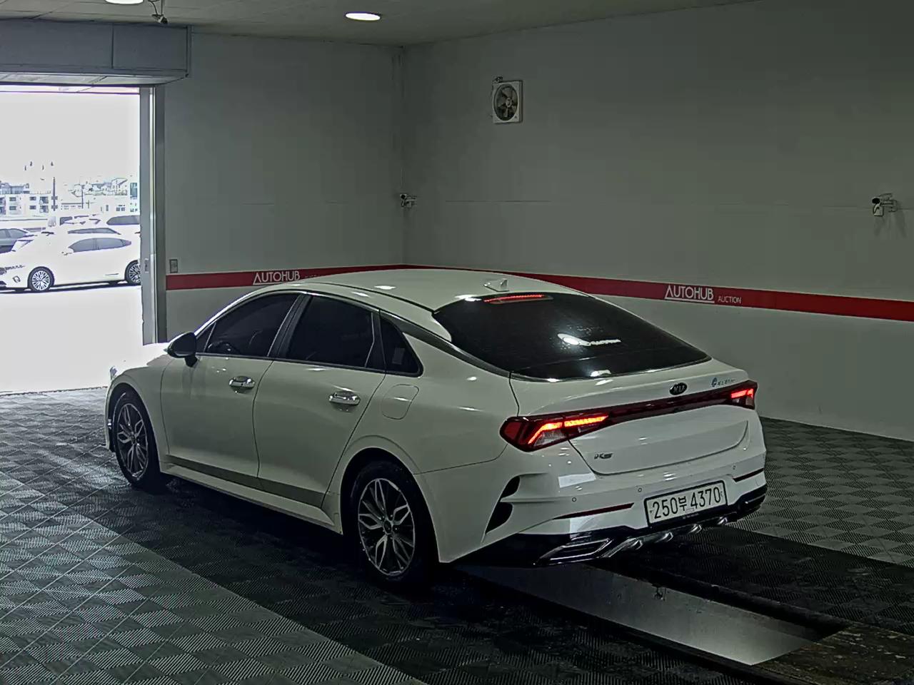 2020 - kia k5