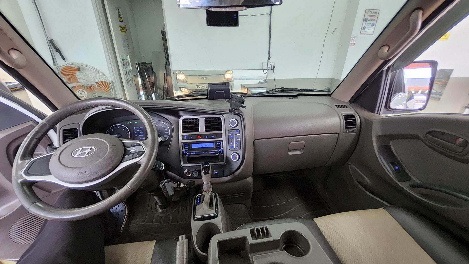 2022 - hyundai porter