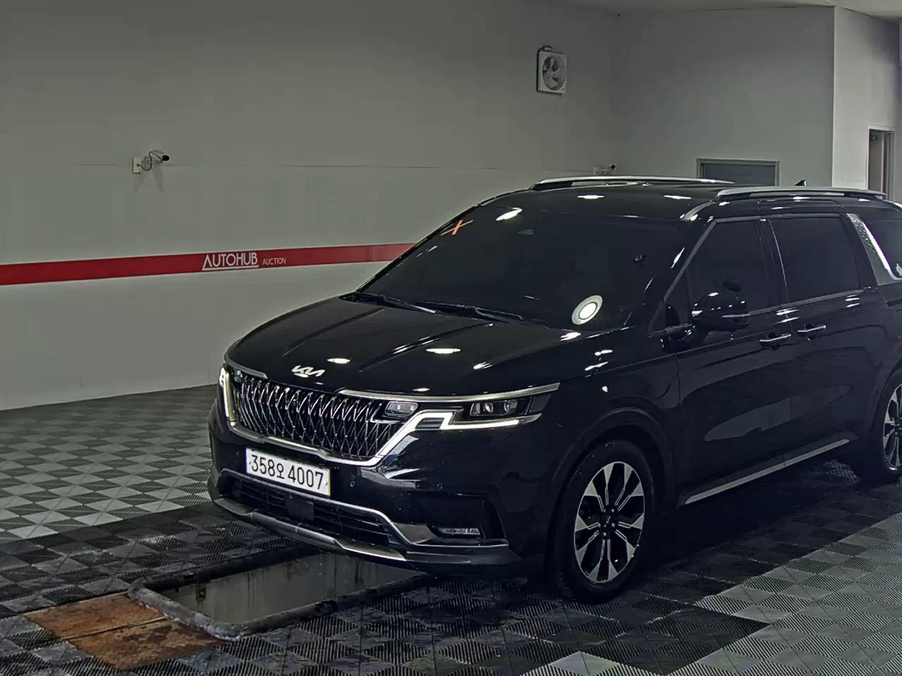 KIA CARNIVAL (KA4)