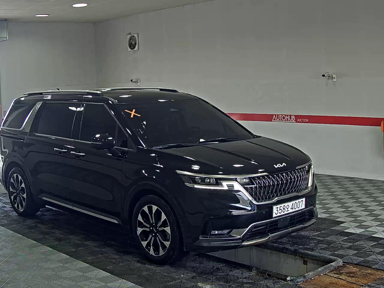 2023 - kia carnival
