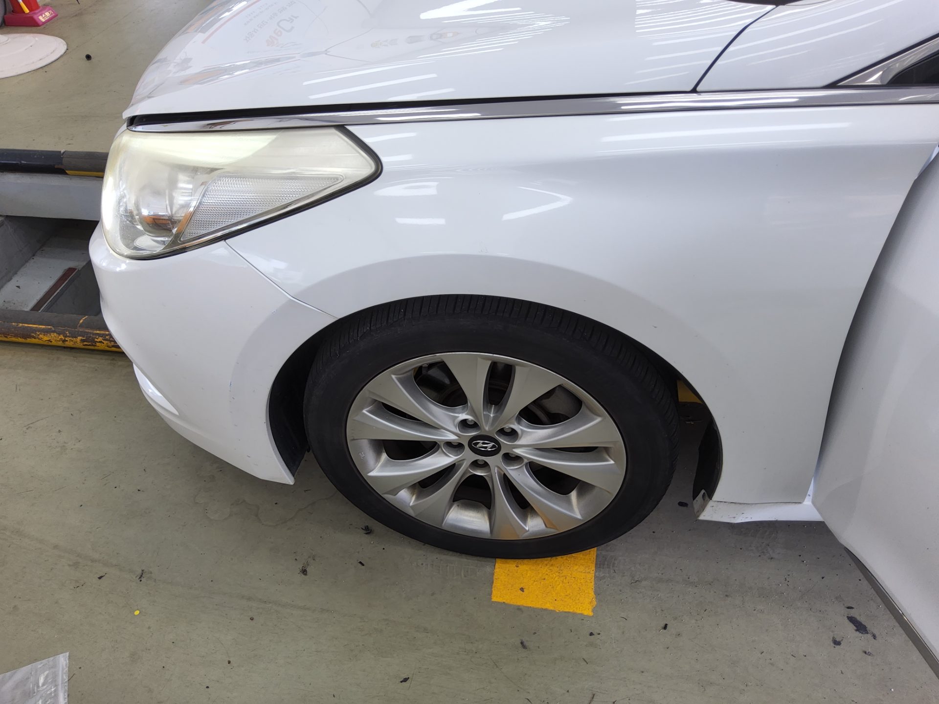 2011 - hyundai grandeur