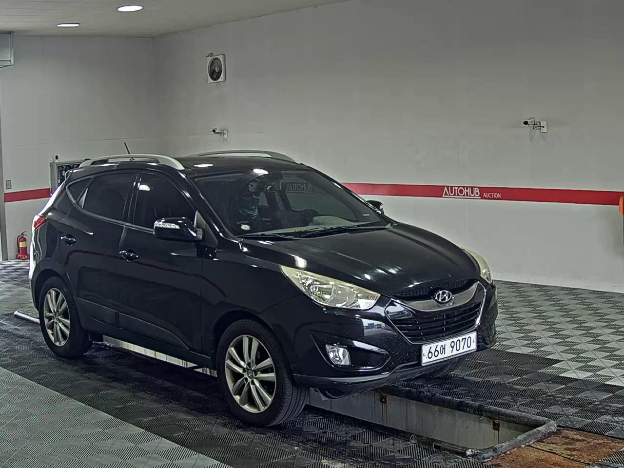 2010 - hyundai tucson