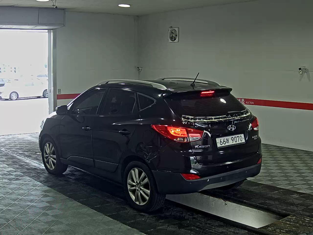 2010 - hyundai tucson