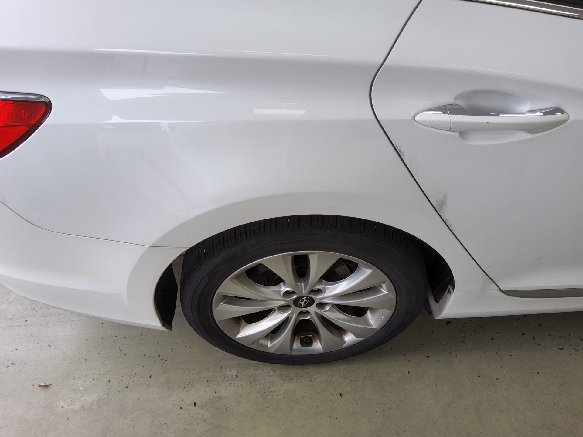 2011 - hyundai grandeur