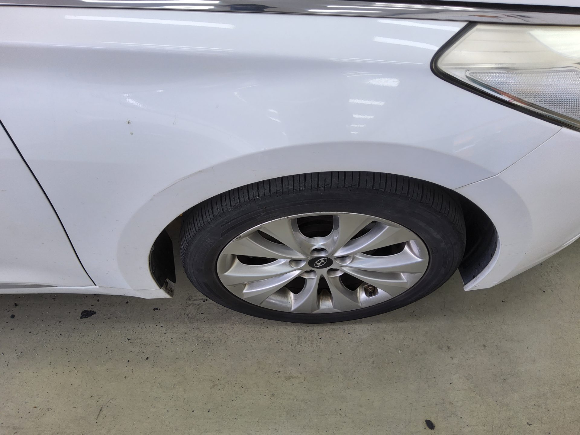 2011 - hyundai grandeur