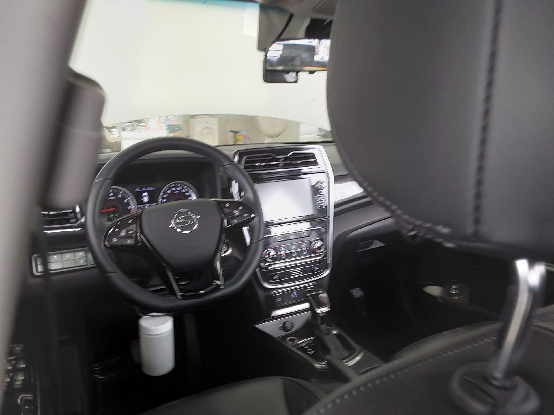 2022 - ssangyong tivoli