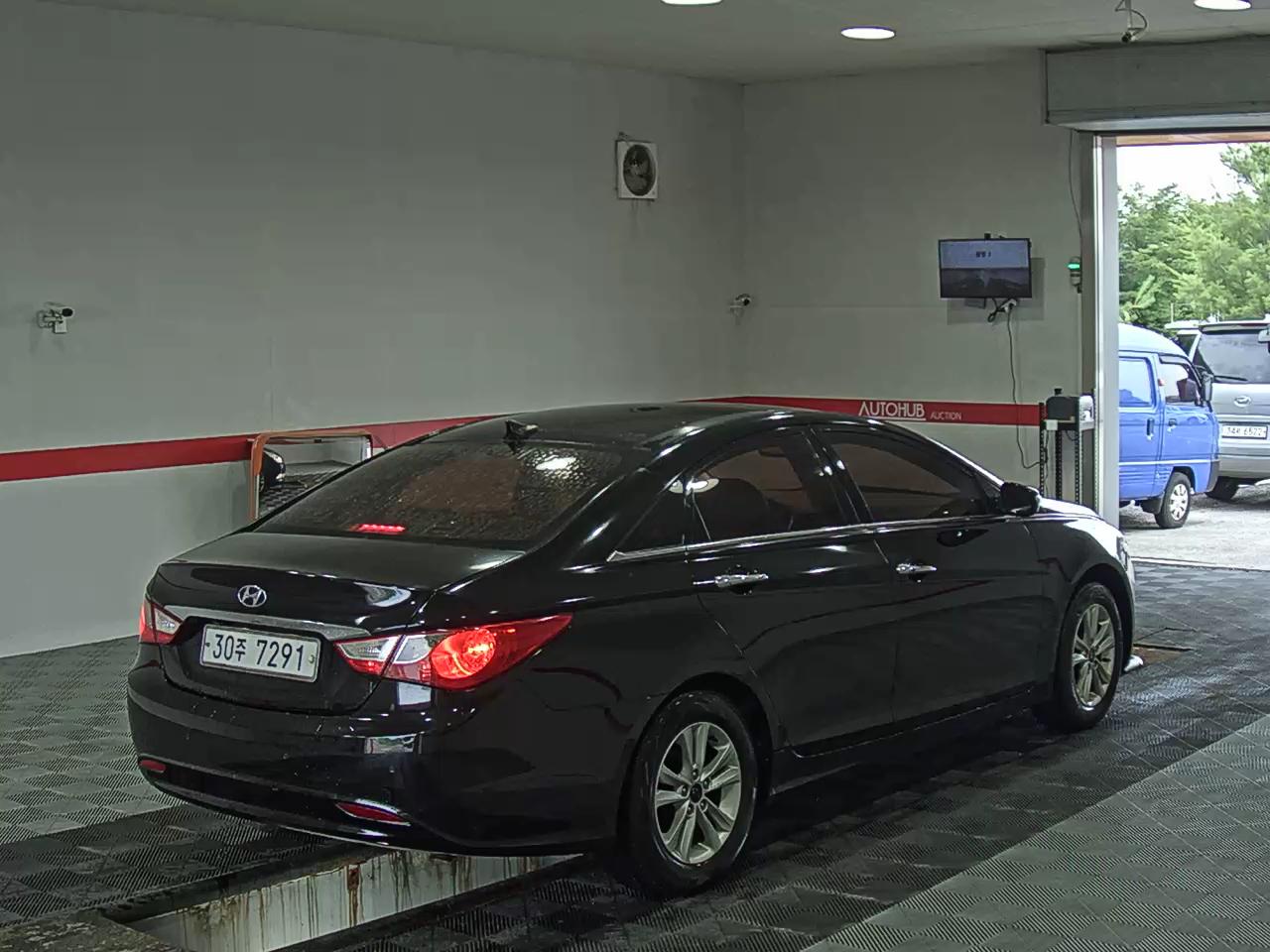 2010 - hyundai sonata