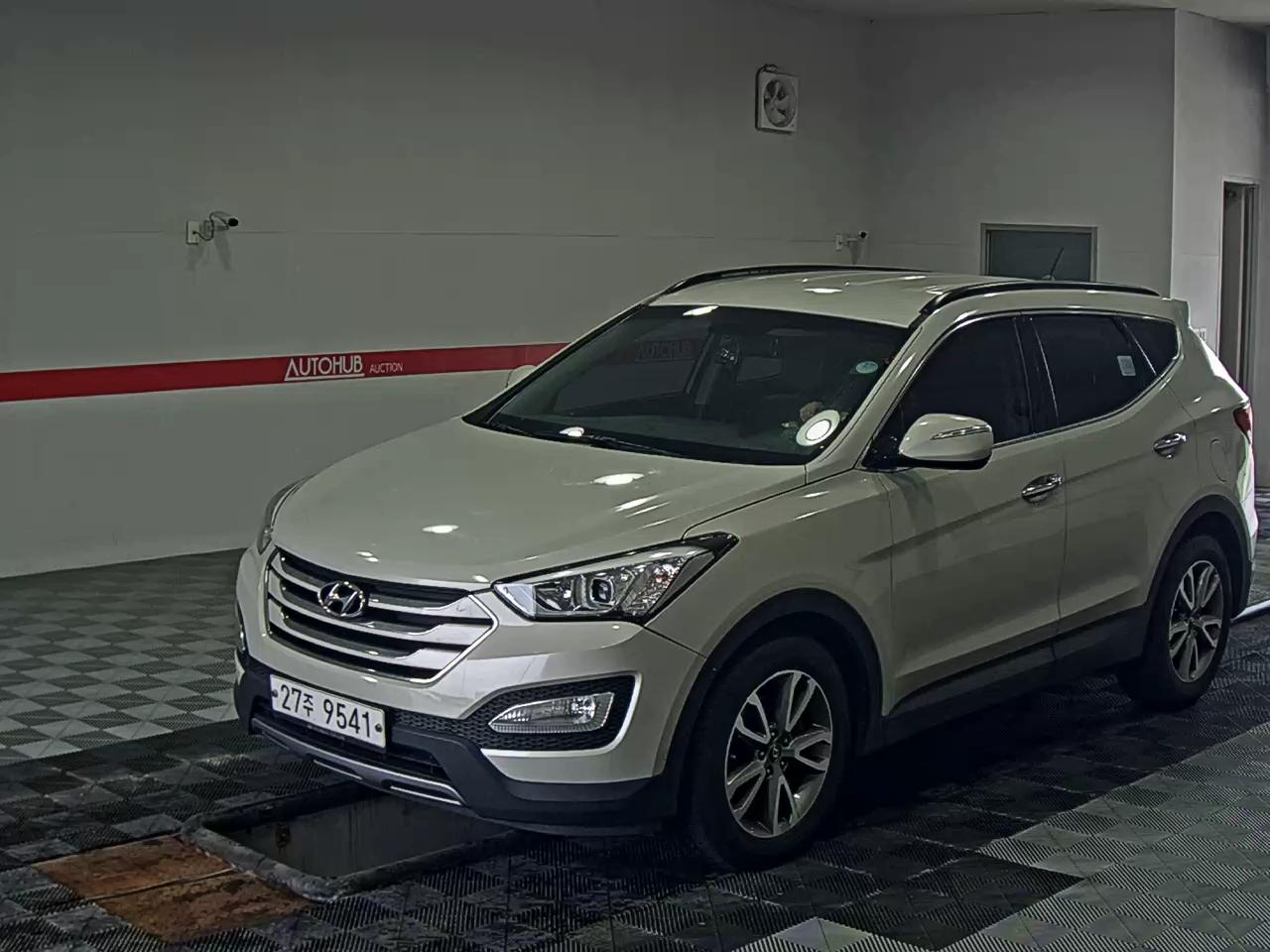 HYUNDAI SANTA FE (DM)