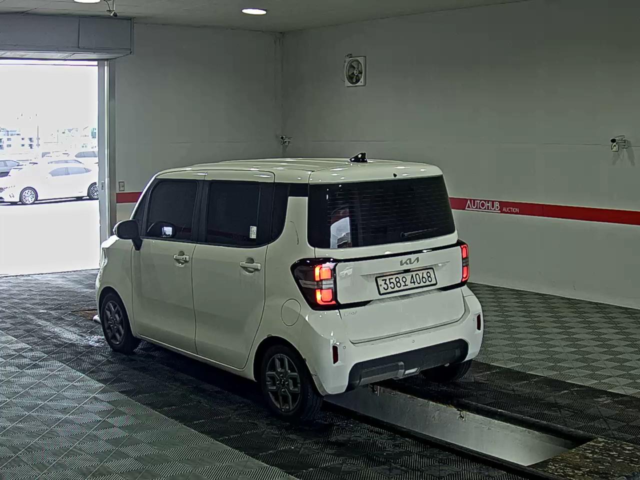 2023 - kia ray
