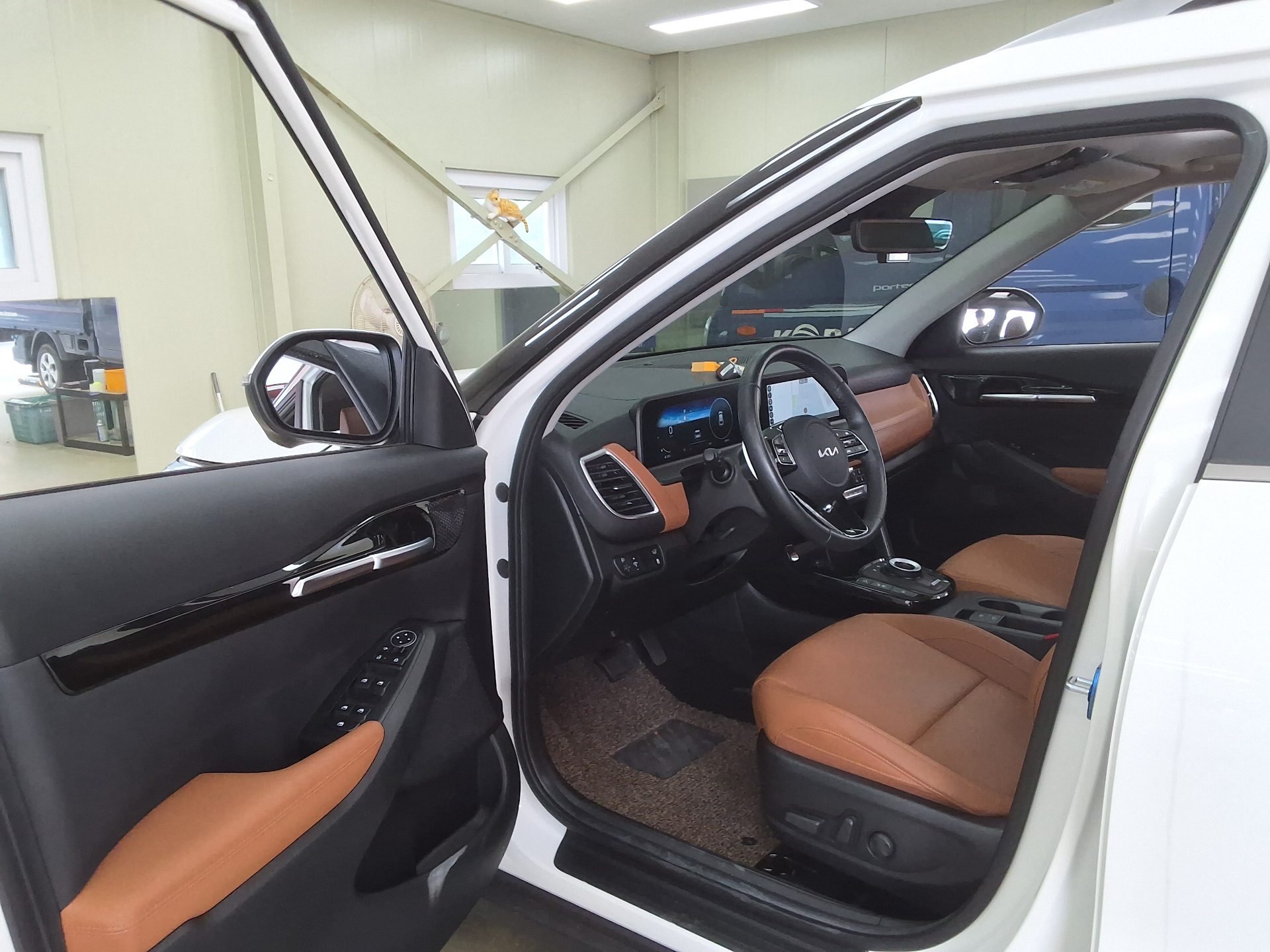 2023 - kia seltos