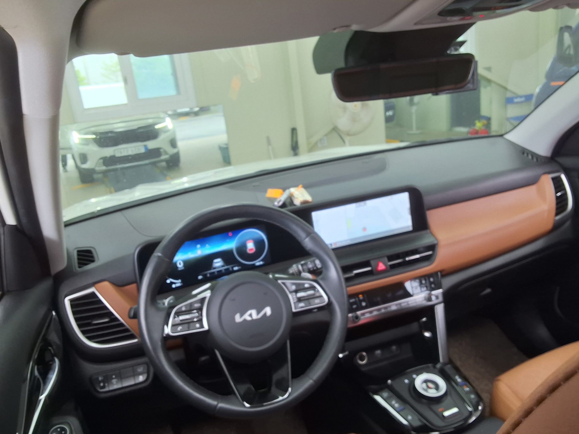 2023 - kia seltos