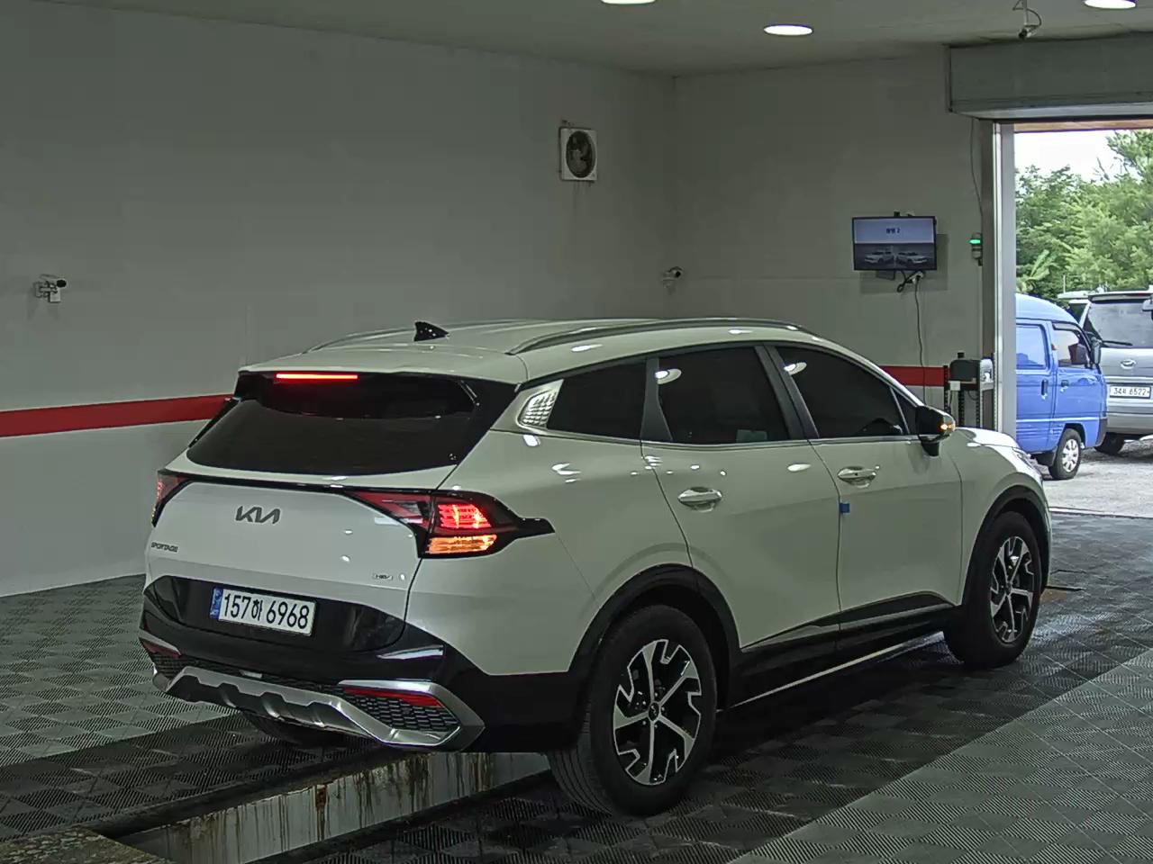2022 - kia sportage