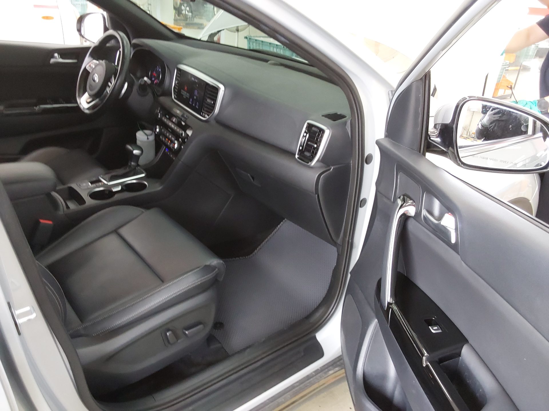 2019 - kia sportage