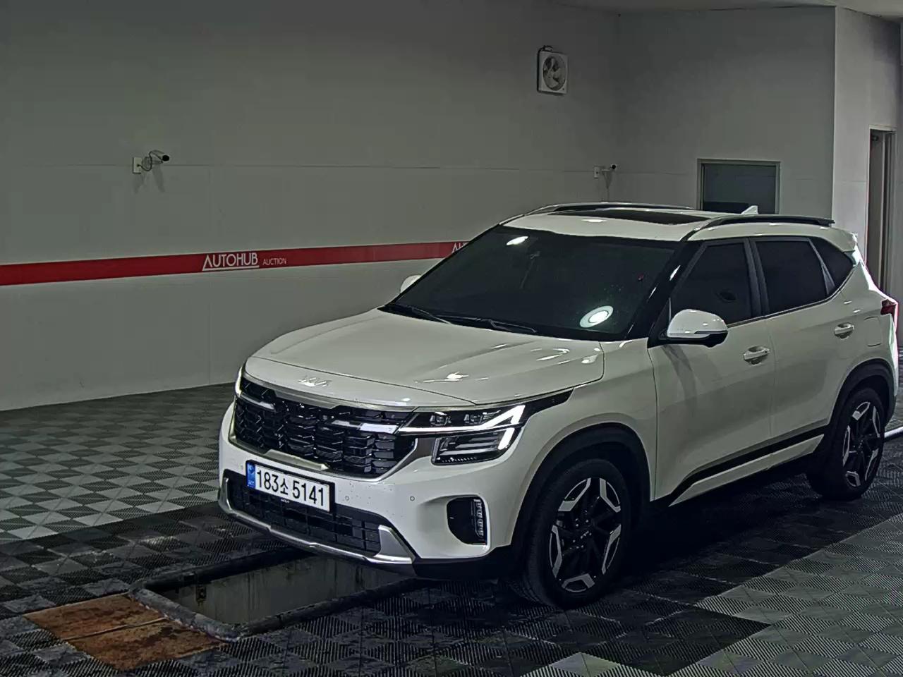 2023 - kia seltos
