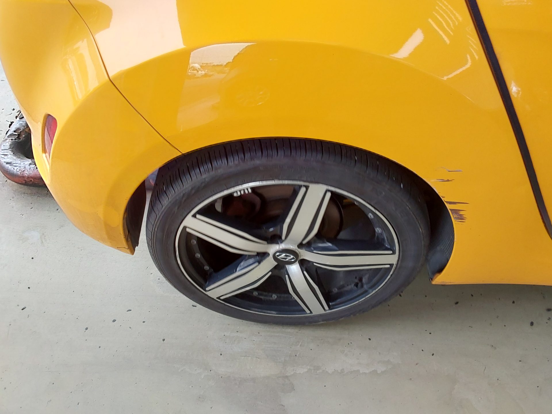 2014 - hyundai veloster
