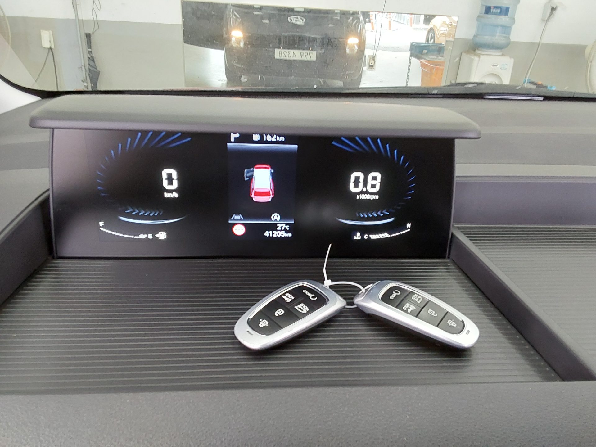 2022 - hyundai staria