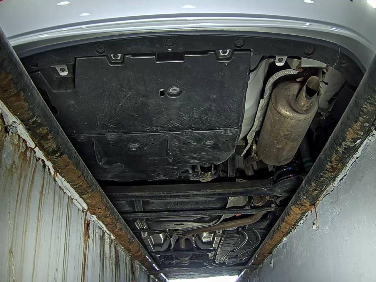 2013 - toyota prius