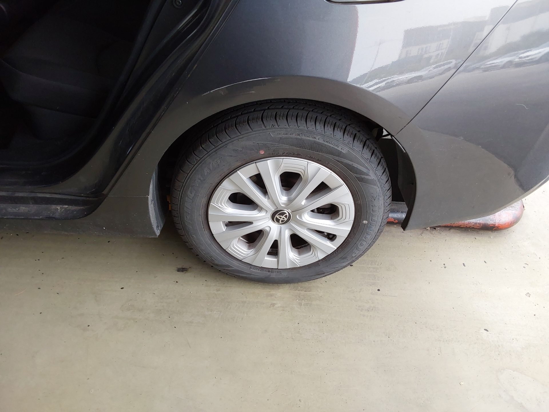 2021 - toyota prius