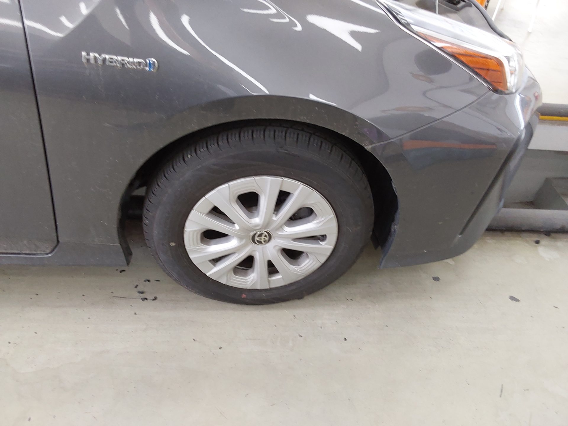 2021 - toyota prius