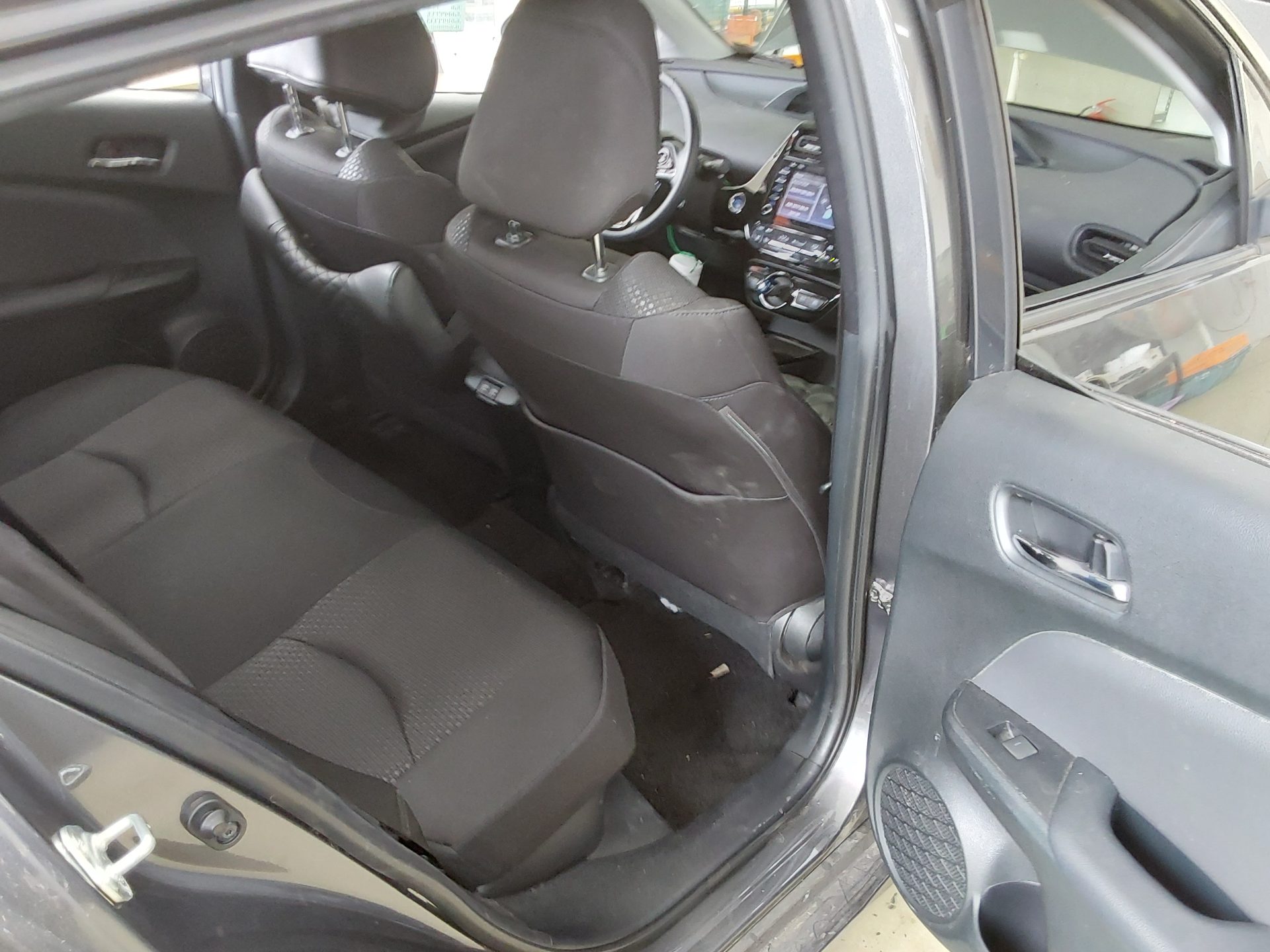 2021 - toyota prius