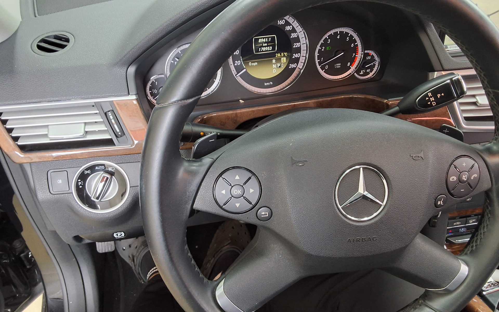 2012 - mercedes-benz e300