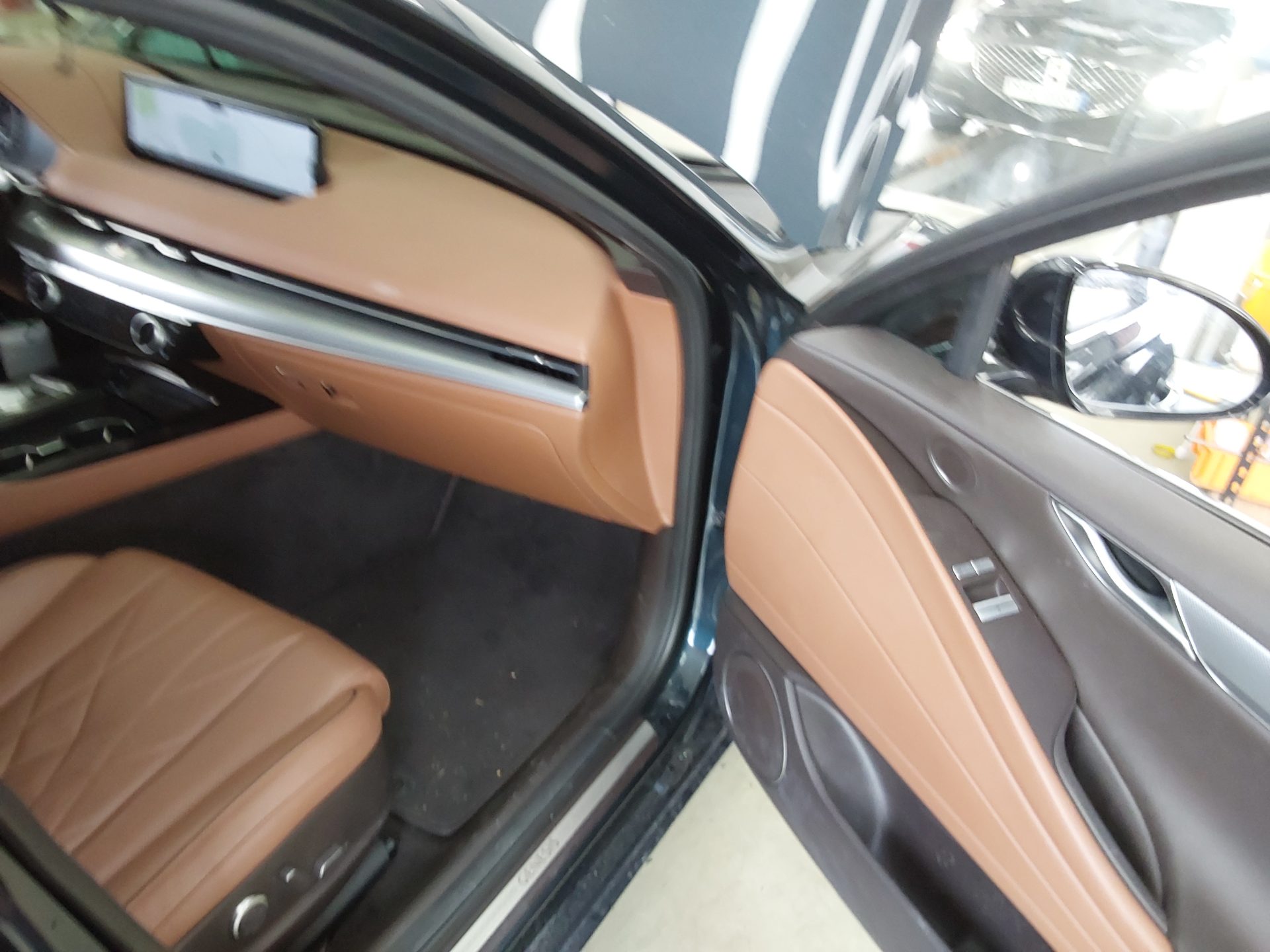 2021 - genesis g80