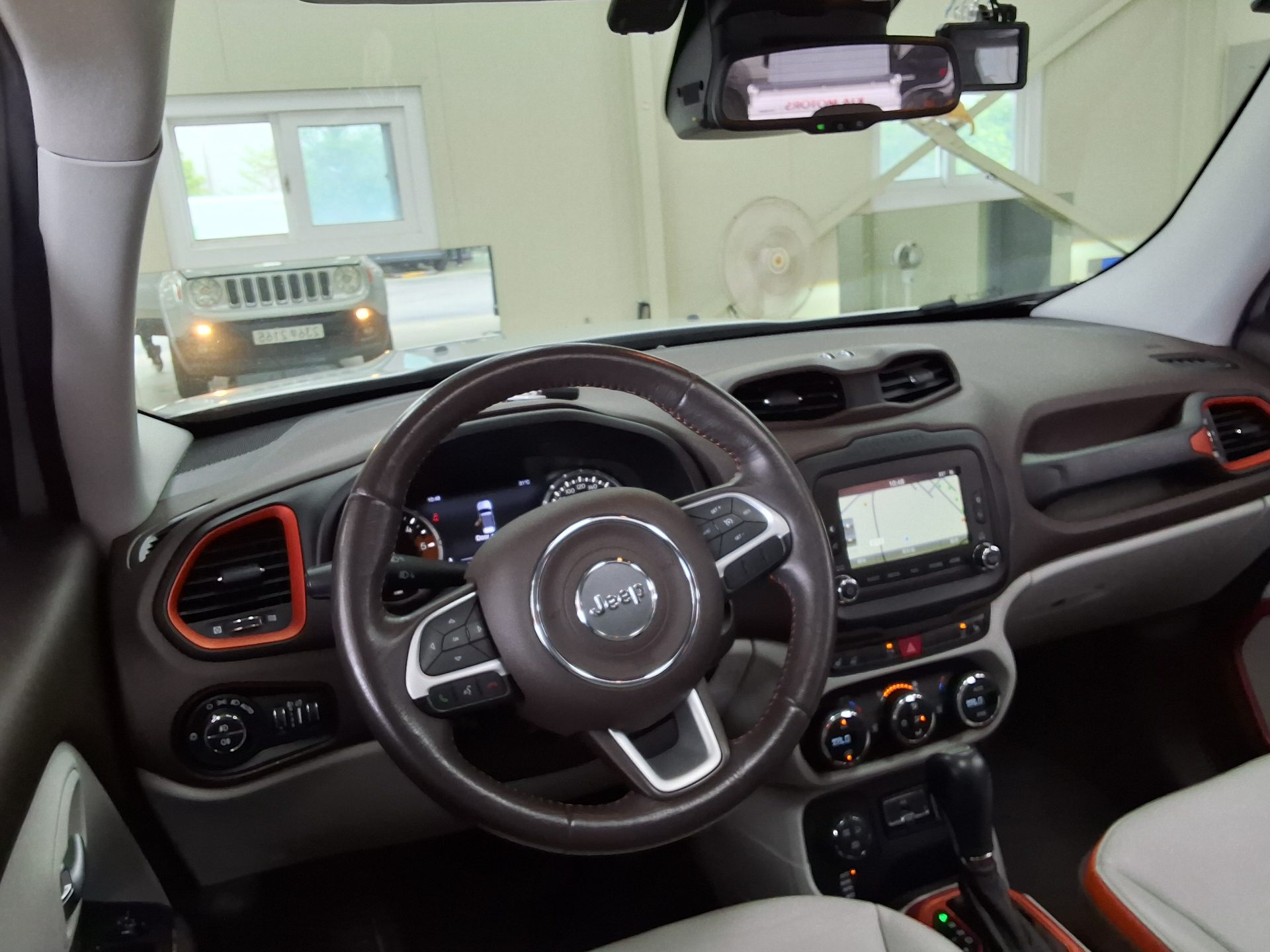 2016 - jeep renegade