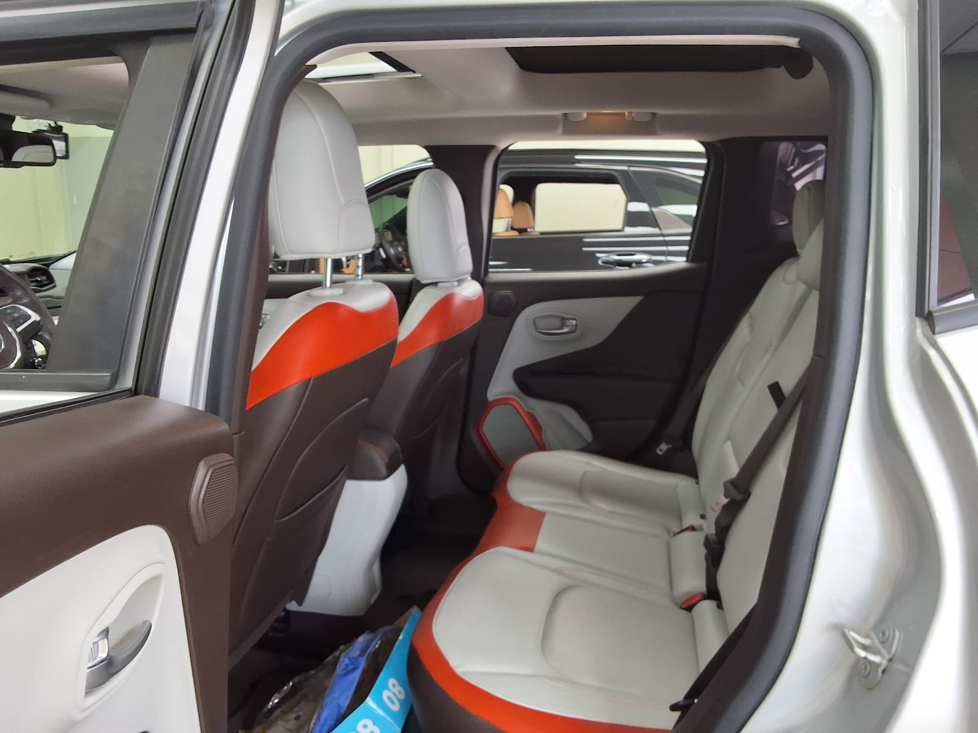 2016 - jeep renegade