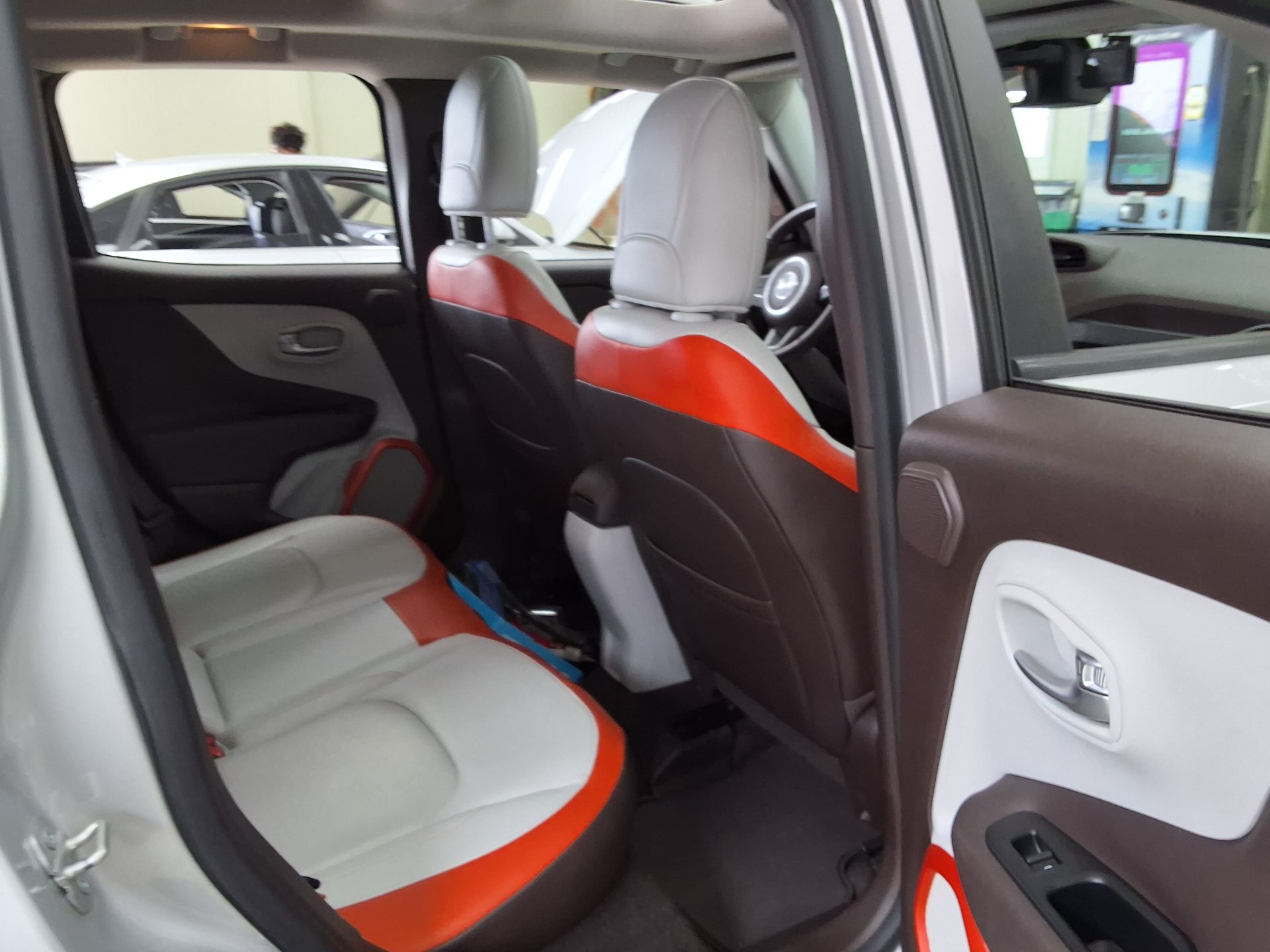2016 - jeep renegade