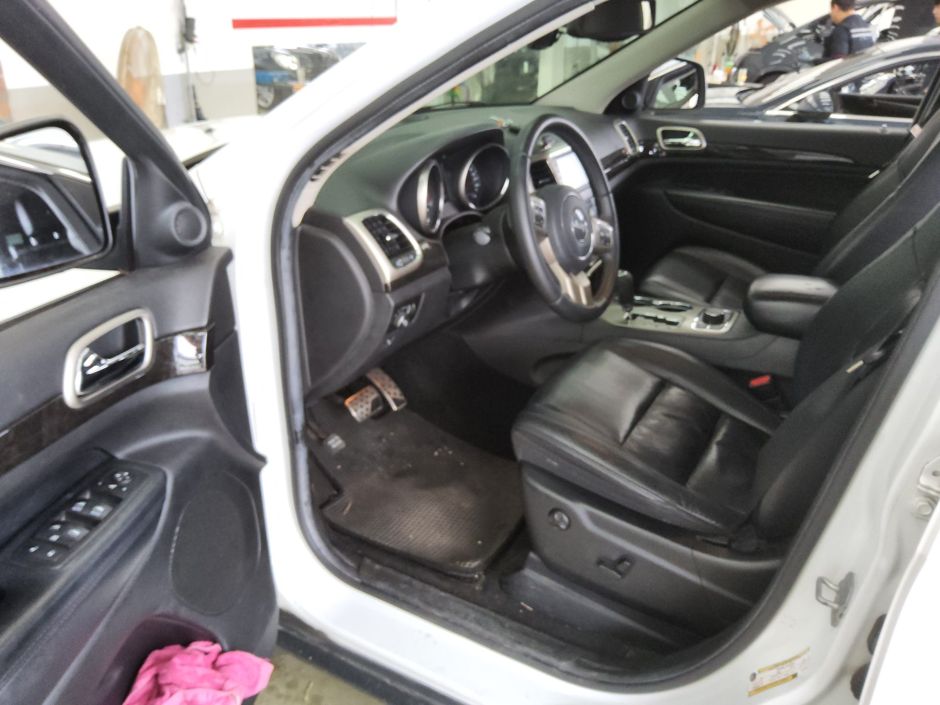 2013 - jeep grand cherokee