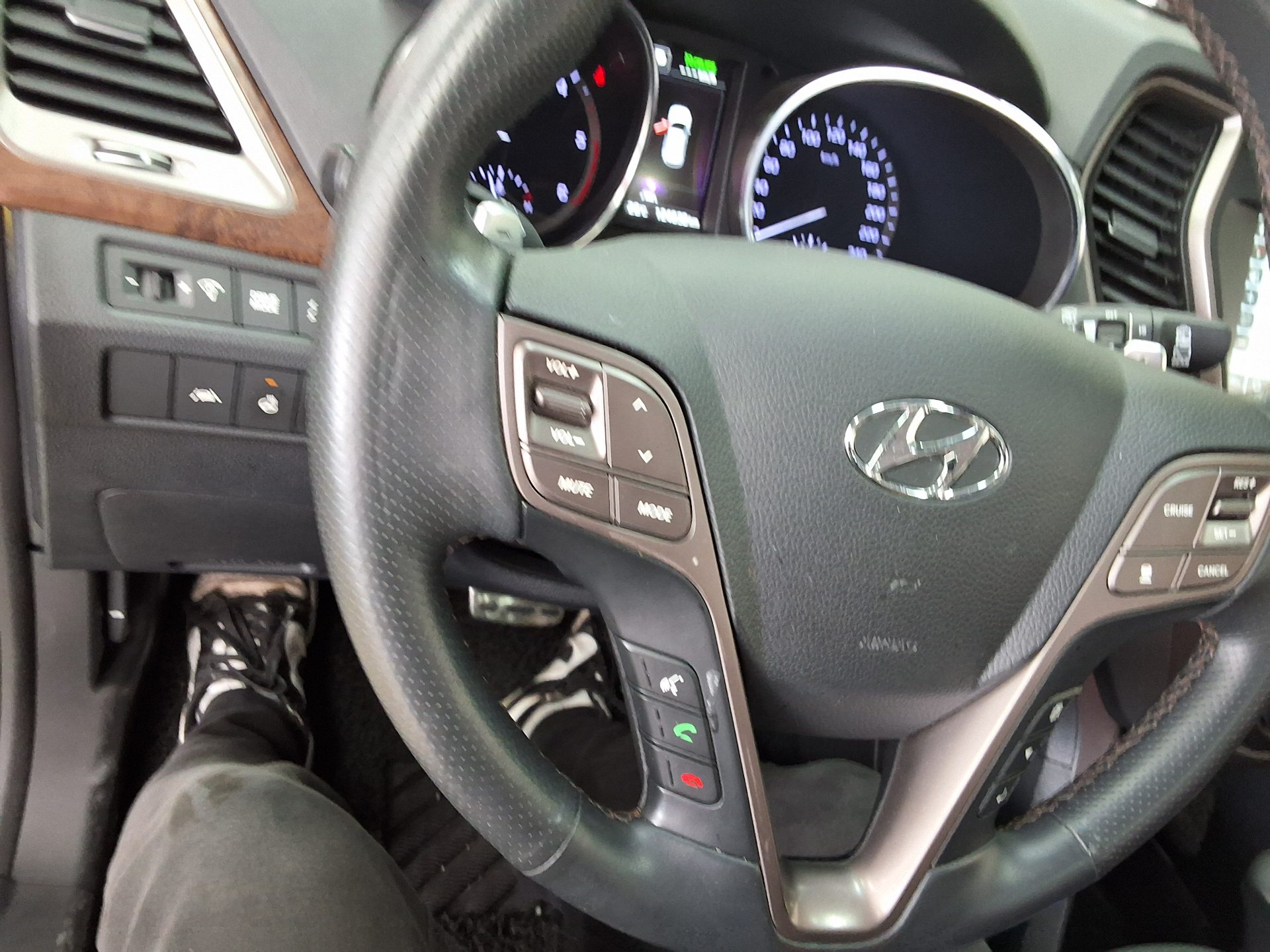 2017 - hyundai santa fe