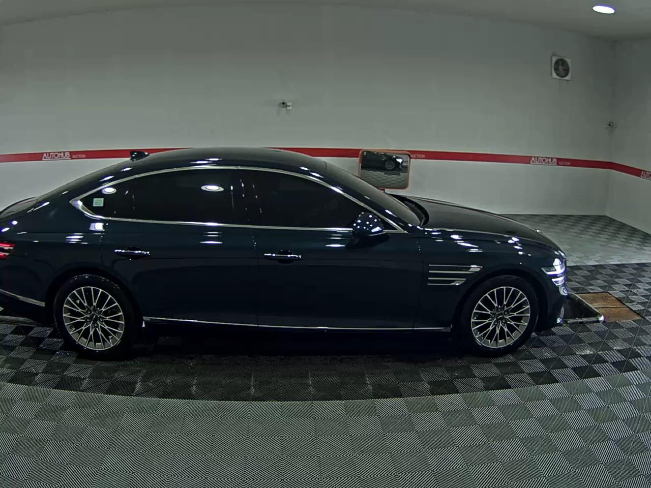 2021 - genesis g80