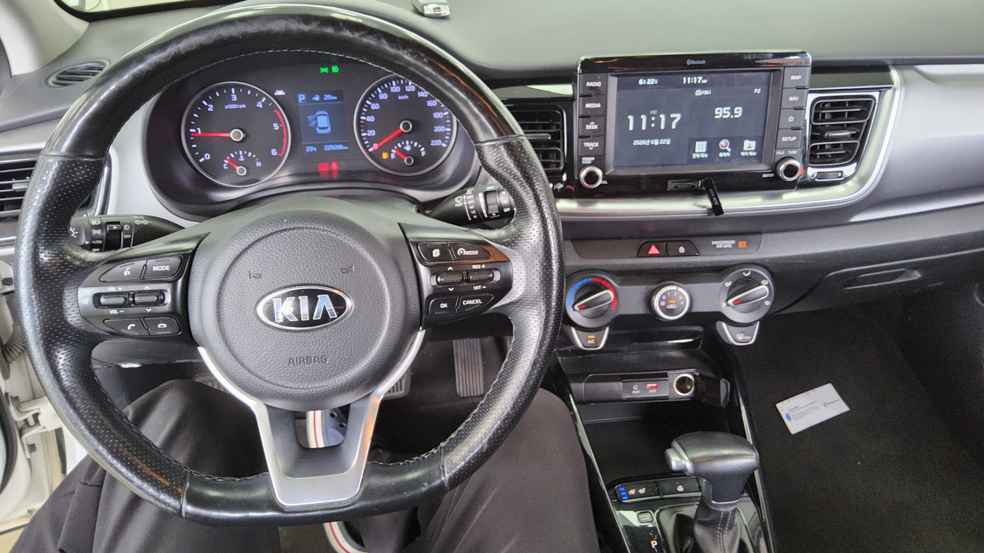 2019 - kia stonic