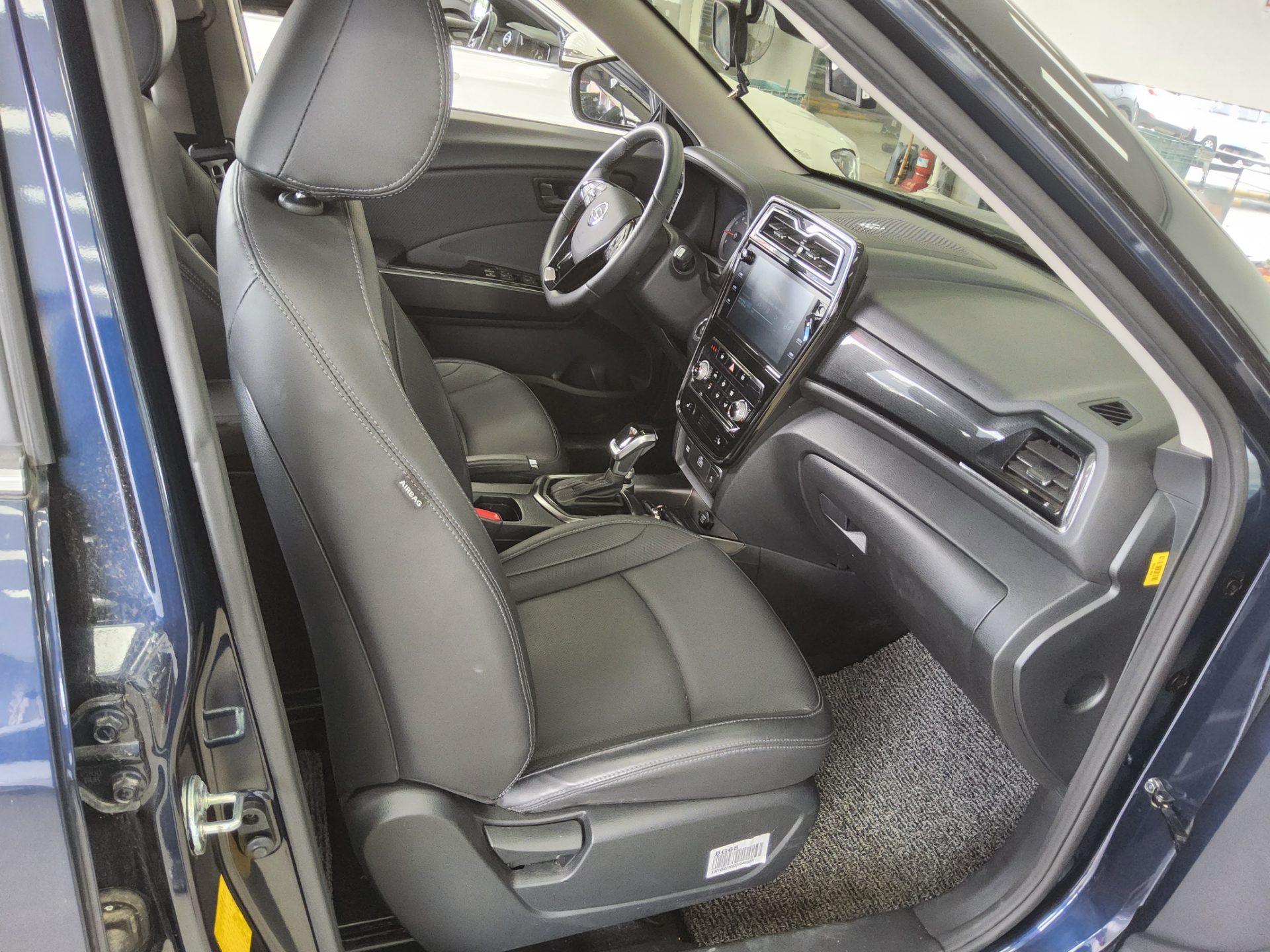 2022 - ssangyong tivoli