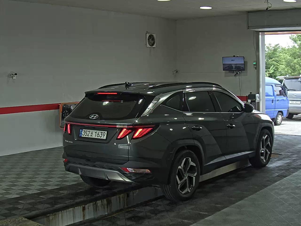 2022 - hyundai tucson