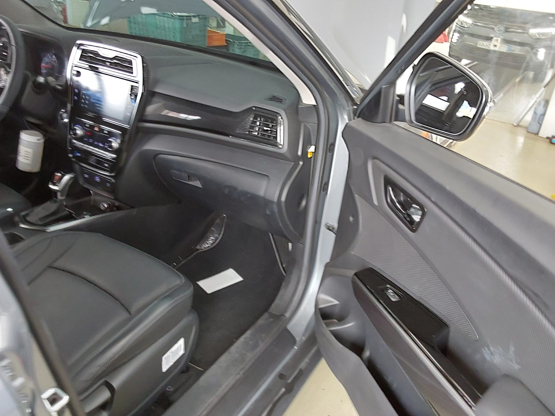 2023 - ssangyong tivoli