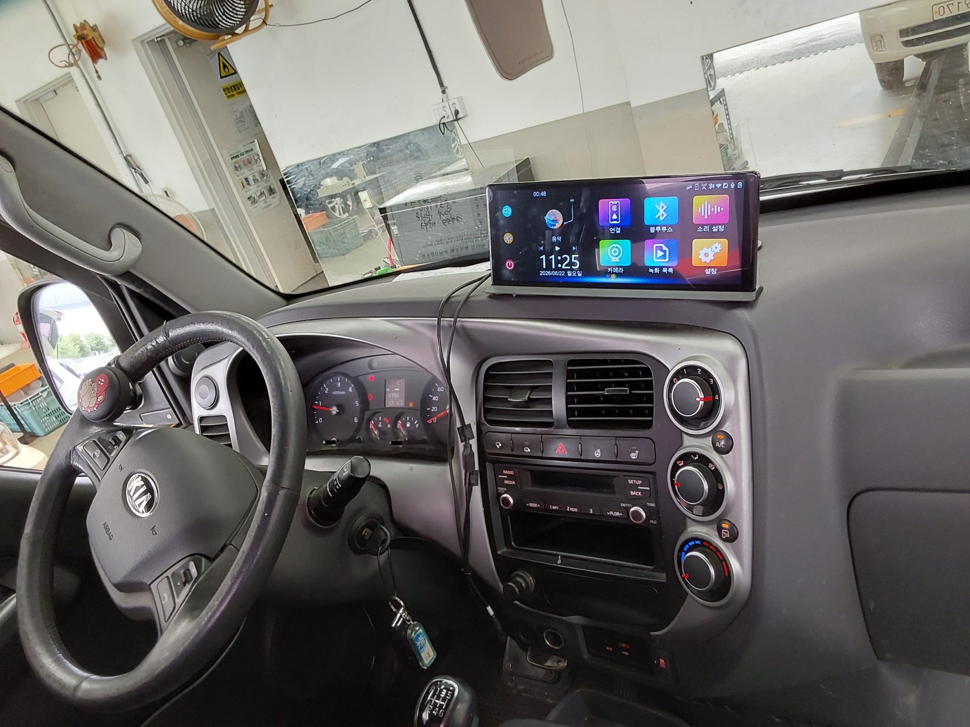 2019 - kia bongo