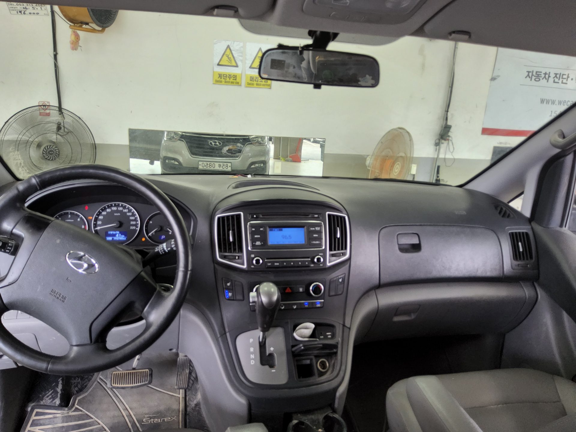 2019 - hyundai grand starex