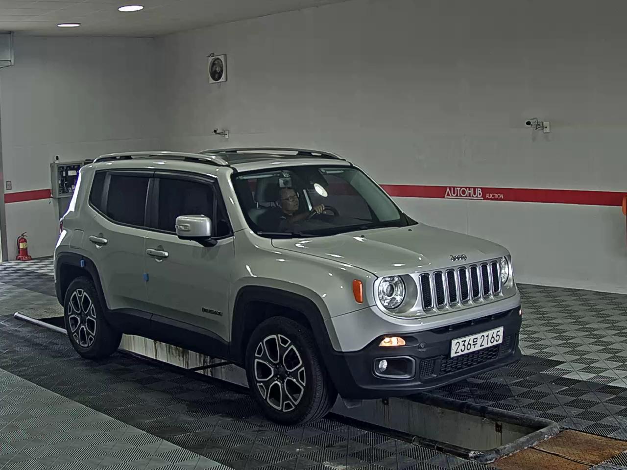 2016 - jeep renegade