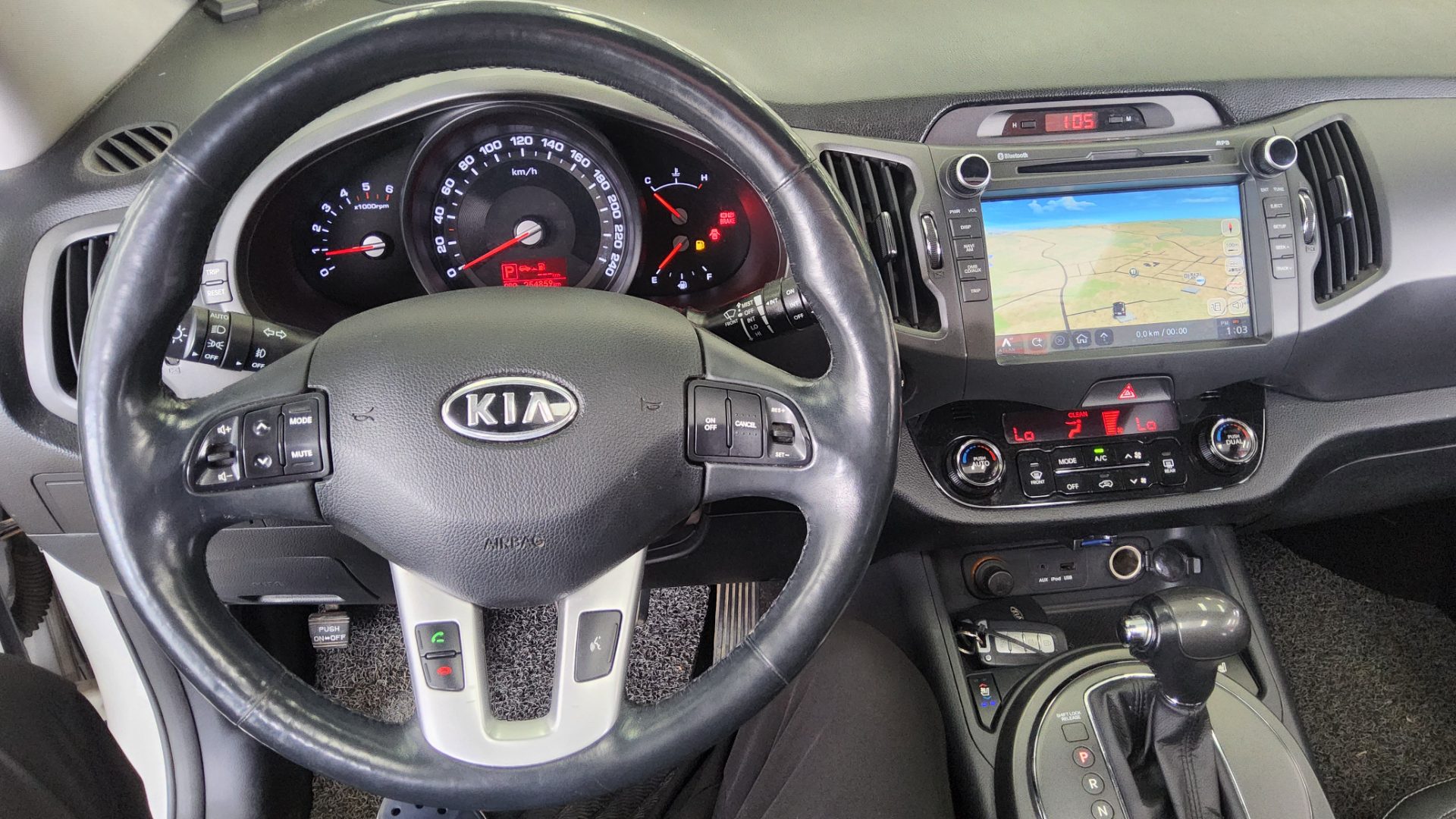 2012 - kia sportage